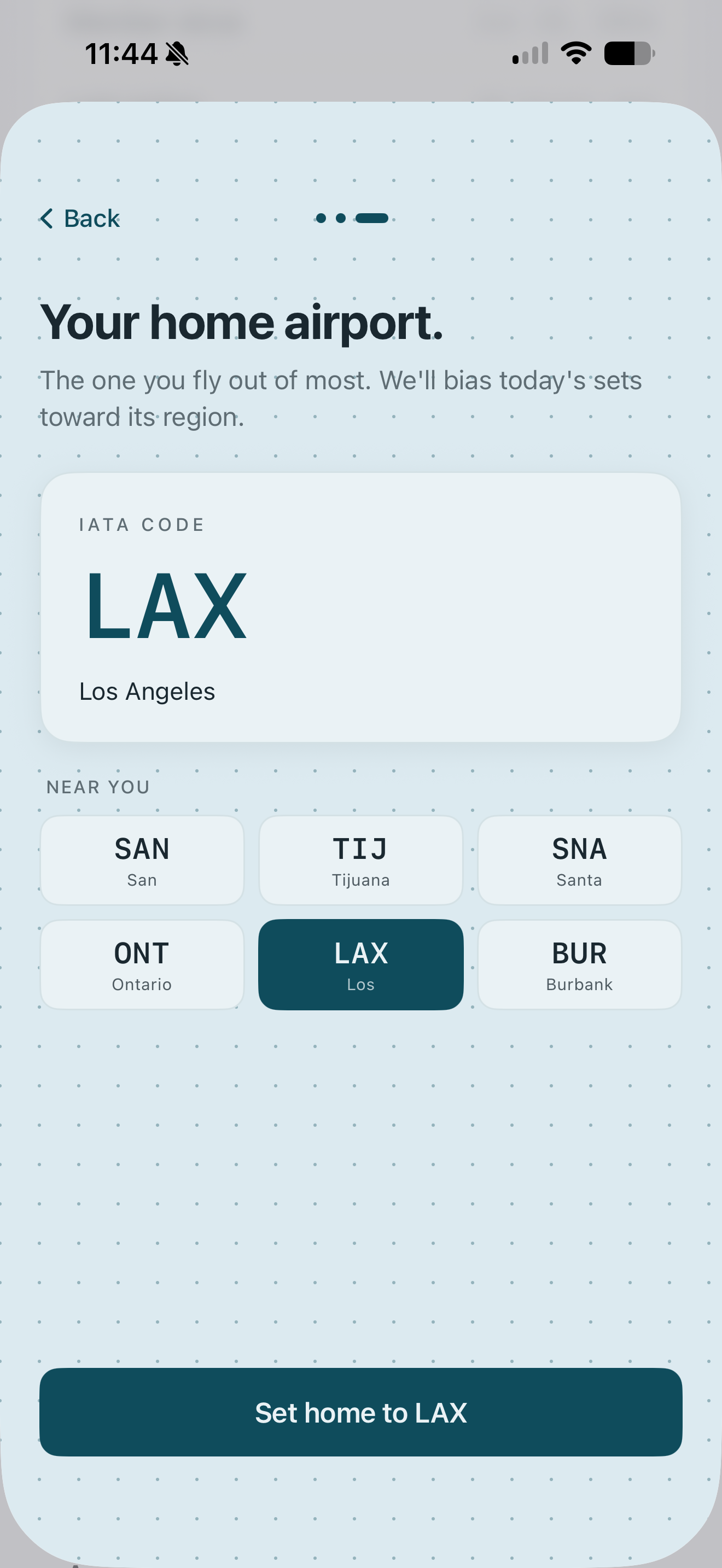 WingPath setup screen for choosing your airline and home base.